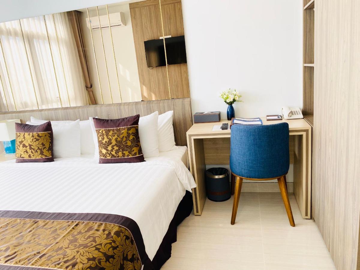 Khách sạn hẻo lánh Aurora Luxury TP. Hồ Chí Minh