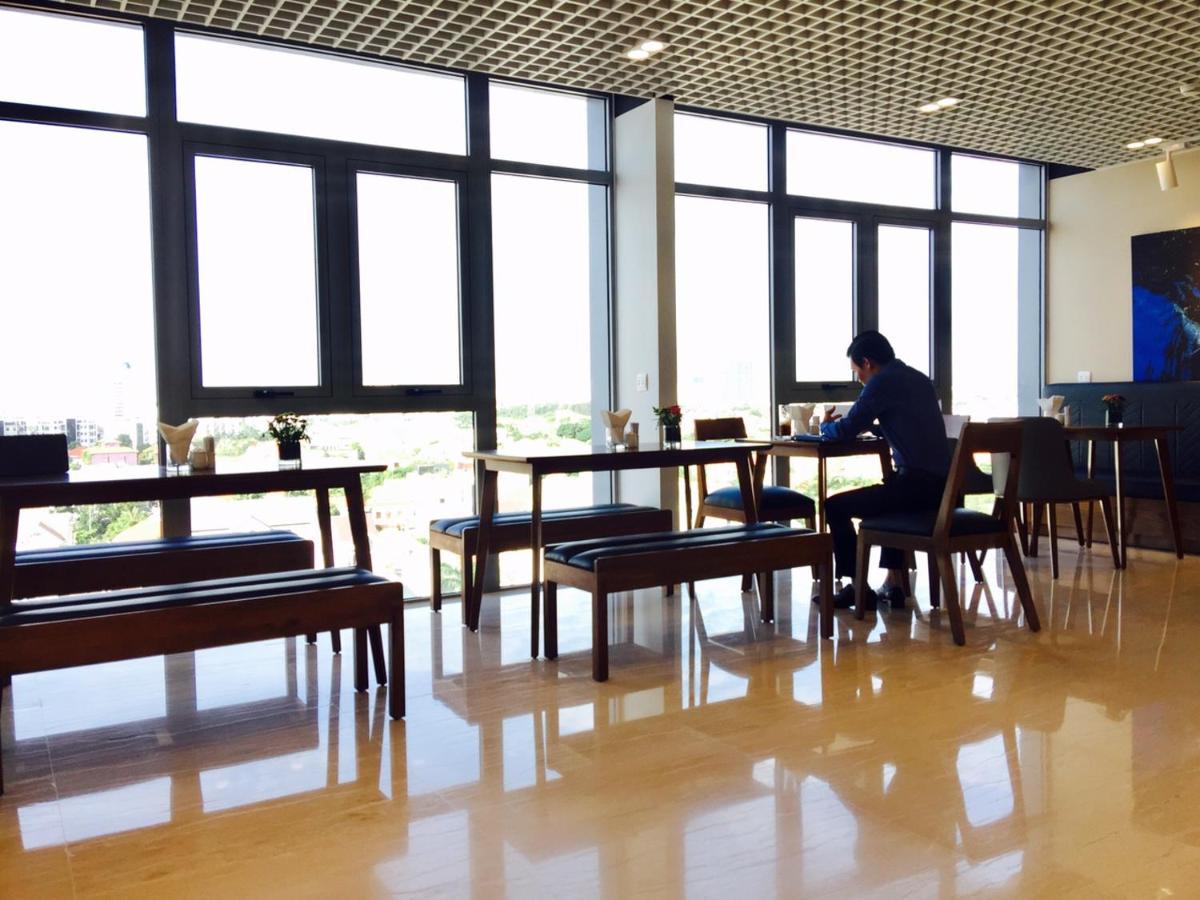 Khách sạn hẻo lánh Aurora Luxury